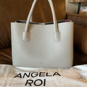 Angela Roi Cher tote in light grey